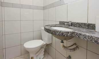 Imagem 7: Loja na Rua Maria Tomásia ao lado do Shopping Del Paseo