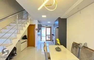 Imagem 7: Casa em Porto Alegre, no bairro Guarujá, com 2 dormitório(s), e 2 banheiros, à venda