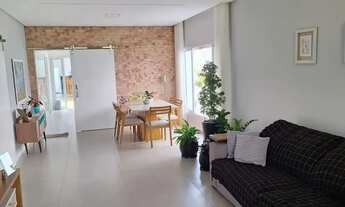 Imagem 6: Casa Linear Moderna no Boulevard Lagoa 3 Quartos, Piscina, Energia Solar e Acabamento Pre