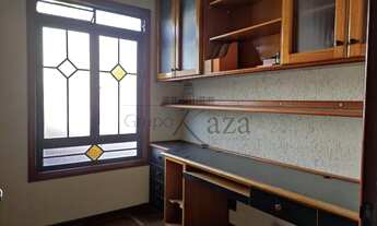 Imagem 7: Casa para aluguel tem 495 metros quadrados com 4 quartos