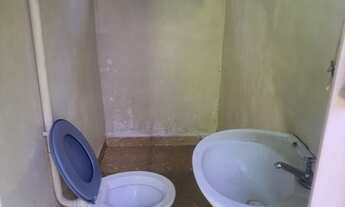 Imagem 4: Aluguel Quarto com banheiro fundos - Centro