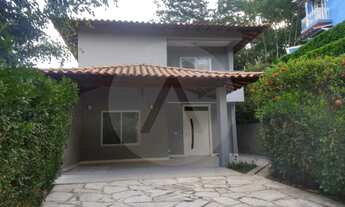 Imagem 2: Imobiliária Agatê Imóveis vende casa em condomínio de 215m² por R 760.000 - Itaipu - Niter