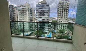 Imagem 2: Rua Aroazes / 3 Quartos / Vista livre