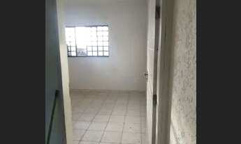 Imagem 6: Alugo casa 2 quartos cozinha banheiro entrada independente + garagem