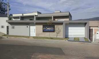 Imagem 2: Casa para Venda em Atibaia, Jardim Do Lago, 3 dormitórios, 1 suíte, 2 banheiros, 3 vagas