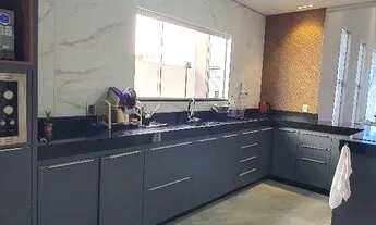 Imagem 2: Oportunidade lote de 581 Ac financiamento e FGTS 3 Quatro 2 suíte