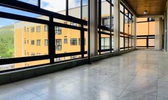 Imagem: Apartamento com varanda no centro de TERESÓPOLIS