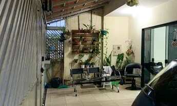 Imagem 2: Casa/Sobrado, 2 quartos, Suíte, Varanda, Ótima localização, Laje, Aceita proposta, Garagem