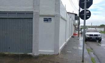 Imagem 2: Casa para aluguel possui 330 metros quadrados com 4 quartos em Parangaba - Fortaleza - CE