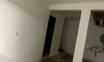 Imagem 5: ALUGO LOJA CURICICA 60M2 2 VGS 2 BANHEIROS COZINHA