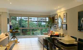 Imagem 1: RJ - Leblon - Alto Leblon - Apartamento Original 4 quartos Transformados em 3 Suites 170