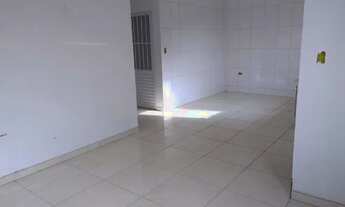 Imagem 2: Casa para Venda- aceita financiamento bancário e/ou contrato de gaveta! - Suzano/Sp