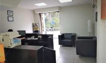 Imagem: Casa comercial Pacaembu. 6 salas, 11 vagas