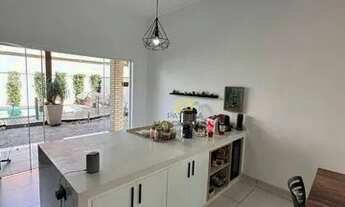 Imagem 7: Maravilhosa Casa com 3 Dormitórios sendo 1 Suíte Máster , Amplo quintal com Varanda Grill