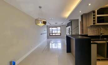 Imagem 3: Casa 3 Dormitórios / Pátio com Churrasqueira / Jardins do Prado