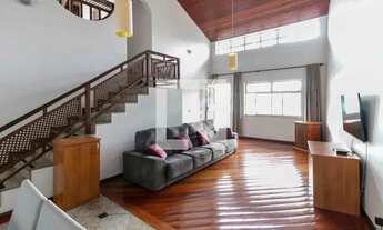 Imagem 2: Casa à Venda - Havaí, 6 Quartos, 380 m2