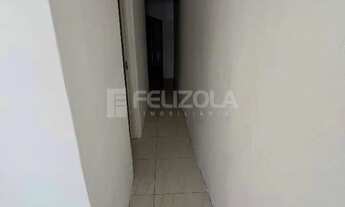 Imagem 5: Casa para aluguel no Bairro Centro, sendo 1/4, 2 salas, cozinha, wc, área de serviço