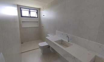 Imagem 5: Casa Alto Padrão no Alphaville LN2 4 Suítes, Projeto Sabine Rosas, Piscina e Sofisticação