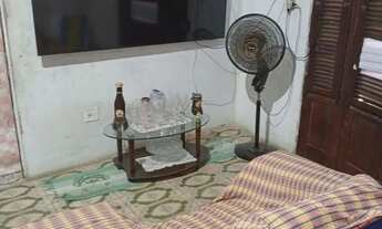 Imagem 4: Le com atenção vendo casa no centro