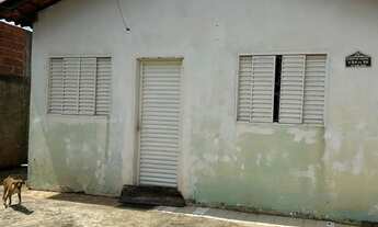 Imagem 3: Casa Bairro Canelas em Várzea Grande na Rua Bico de Arara