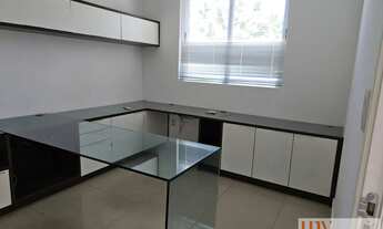 Imagem 5: Casa com 5 suítes e piscina no bairro de Intermares