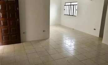 Imagem 2: Casa para alugar em Londrina, Aurora, com 5 quartos, com 147 m²