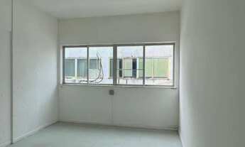 Imagem 2: Sala no Barra Center, 25m² - ACEITO TROCAA