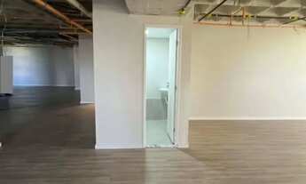 Imagem 4: Alugo/Vendo espaço comercial 200 m2, 4 sanitários, 6 vagas, Caminho das Árvores