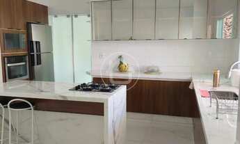 Imagem 7: SOBRADO COM PISCINA E GARAGEM AMPLA