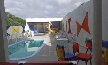 Imagem: Espaço para festa com piscina 700 reais