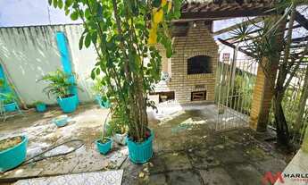 Imagem 4: Casa em Candelária, 4 quartos, sendo 2 suítes, próx ao TRT e ao Fórum, 300m²