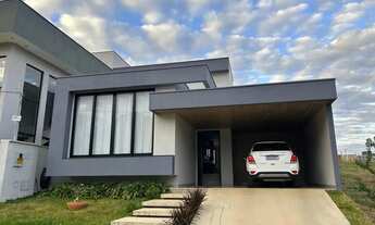 Imagem 2: Casa Condomínio Parque-ville Quaresmeiras 02 Suítes, Rico armários, altíssimo acabamento