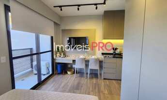 Imagem 5: Estúdio totalmente mobiliado e decorado