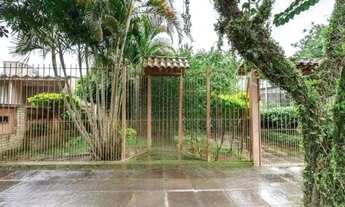 Imagem 2: Casa com 2 dormitórios ,sendo 1 suíte para venda no bairro Tristeza em Porto Alegre/RS