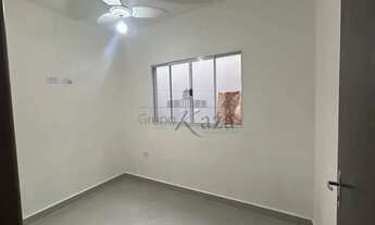 Imagem 7: Imóvel para aluguel tem 200 metros quadrados com 2 quartos