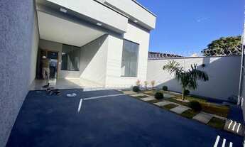 Imagem: Linda casa 3/4 com suíte sozinha no lote