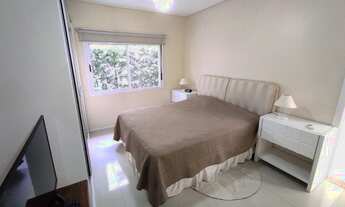 Imagem 6: Condado de Capão, casa terreá com 4 dormitórios, um amplo living e pronta para morar