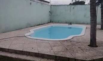 Imagem: Casa 4/4 com Piscina e 5 vagas de Garagem