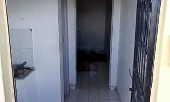 Imagem: Alugase kit net no novo aleixo