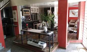 Imagem 9: Privilégio Imóveis vende: Belíssima casa em Santa Teresa