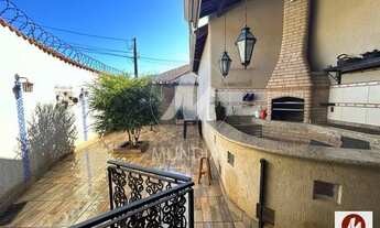 Imagem 4: Casa (térrea na rua) 3 dormitórios/suite, cozinha planejada