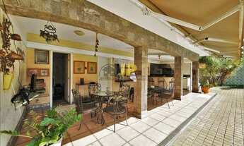 Imagem 3: MANSÃO LUXUOSA COM 5 SUÍTES, VAGA PARA 10 CARROS E VISTA PRIVILEGIADA PARA MAR