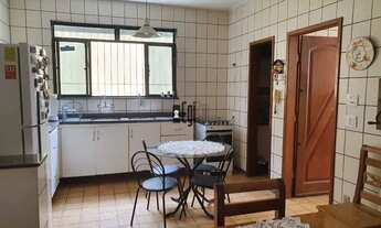 Imagem 4: Excelente Casa com 5 Quartos e Varanda Gourmet Completa com Piscina e Linda Vista !!