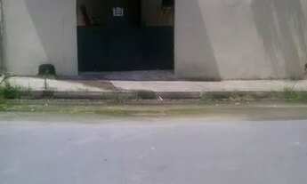 Imagem: Vendo casa paralela à Av. Das Flores