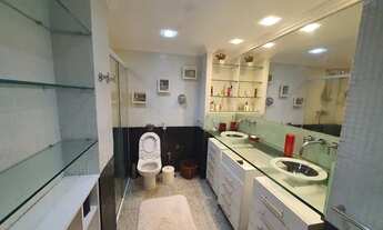 Imagem 3: JS Apartamento para aluguel possui 167 metros quadrados com 2 quartos em Ponta do Farol -S