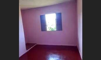 Imagem 4: Aluga casa a recem reformada