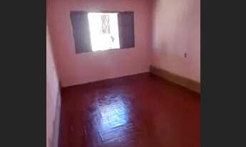 Imagem 5: Aluga casa a recem reformada