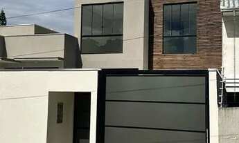 Imagem 2: Sobrado para venda tem 99 metros quadrados com 3 quartos em Tabuleiro (Monte Alegre) - Cam