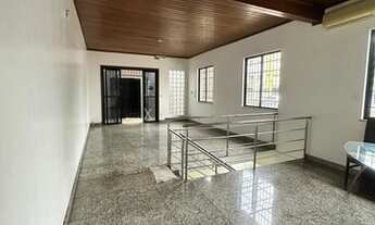 Imagem: Casa para aluguel com 240 metros quadrados