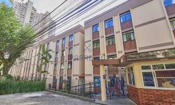 Imagem 2: Apartamento Portão, 2 quartos, 1 vaga coberta, 75m, área de serviço, portaria 24hs, boa lo